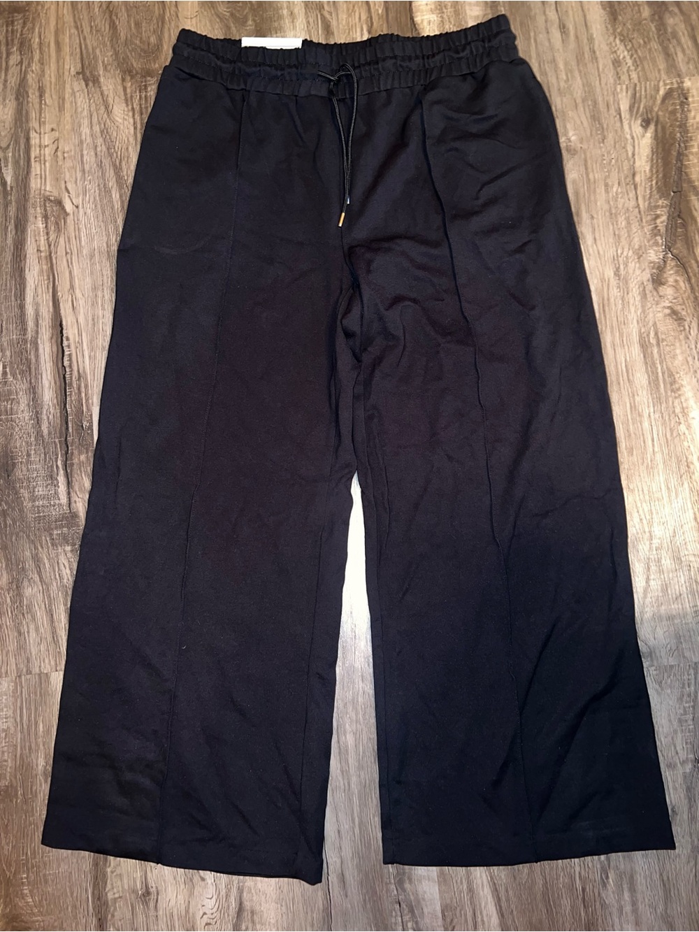 Serra Black Wide-Leg Drawstring Sweatpants